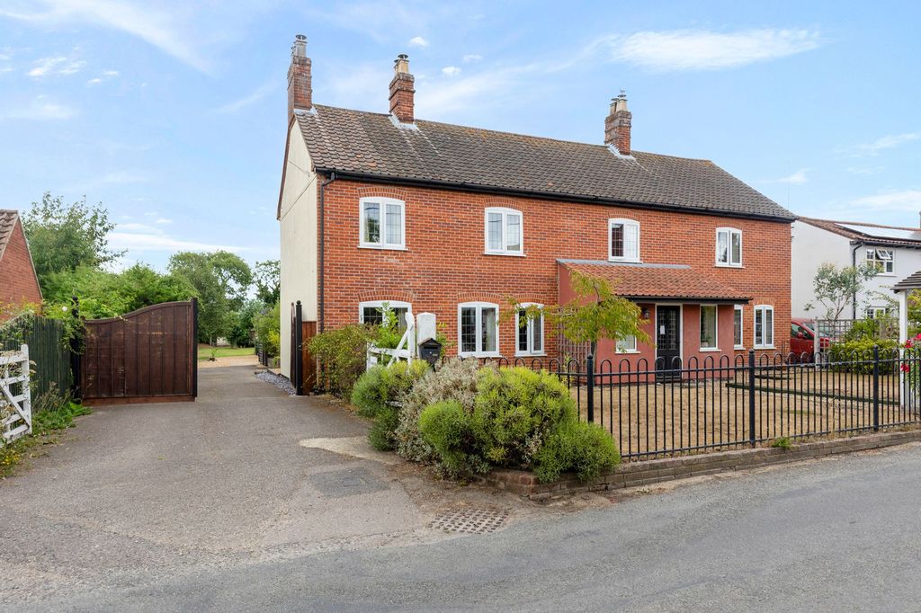 Property photo 1 of 22