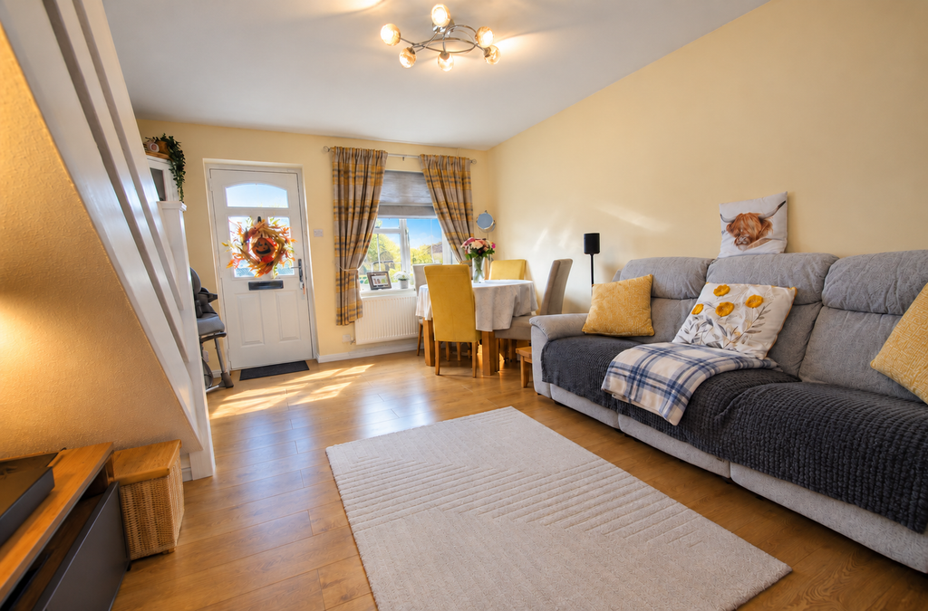 Property photo 2 of 15 77B7E04B-4325-49E5-8Eef-00F8C9B85F19