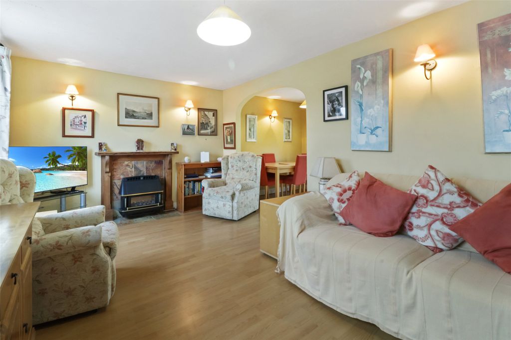 Property photo 2 of 19 2 - Picture No. 10