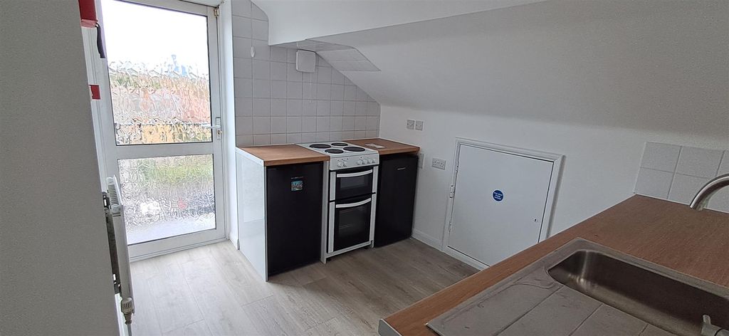 Property photo 3 of 4 20251016_123634.Jpg