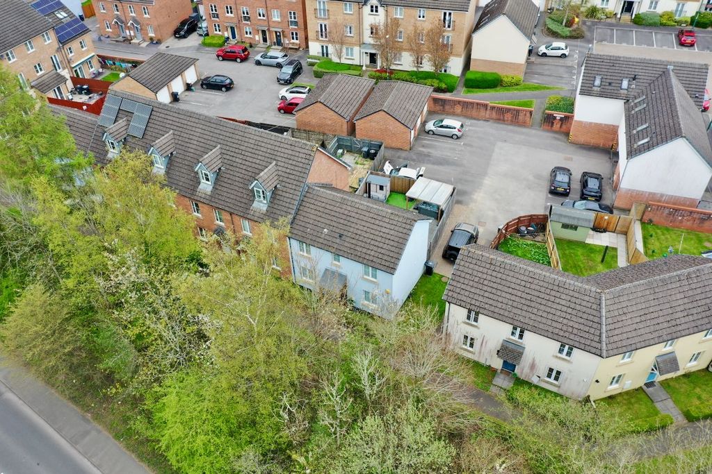Property photo 1 of 36