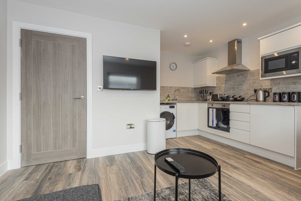 Property photo 2 of 6 Gordon Moon Suites - Apartment 3-1