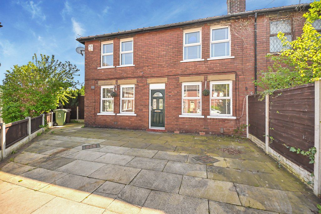 Property photo 2 of 23