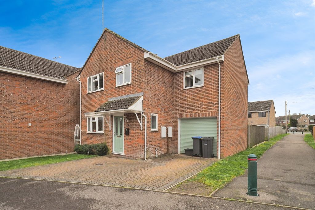 Property photo 1 of 13