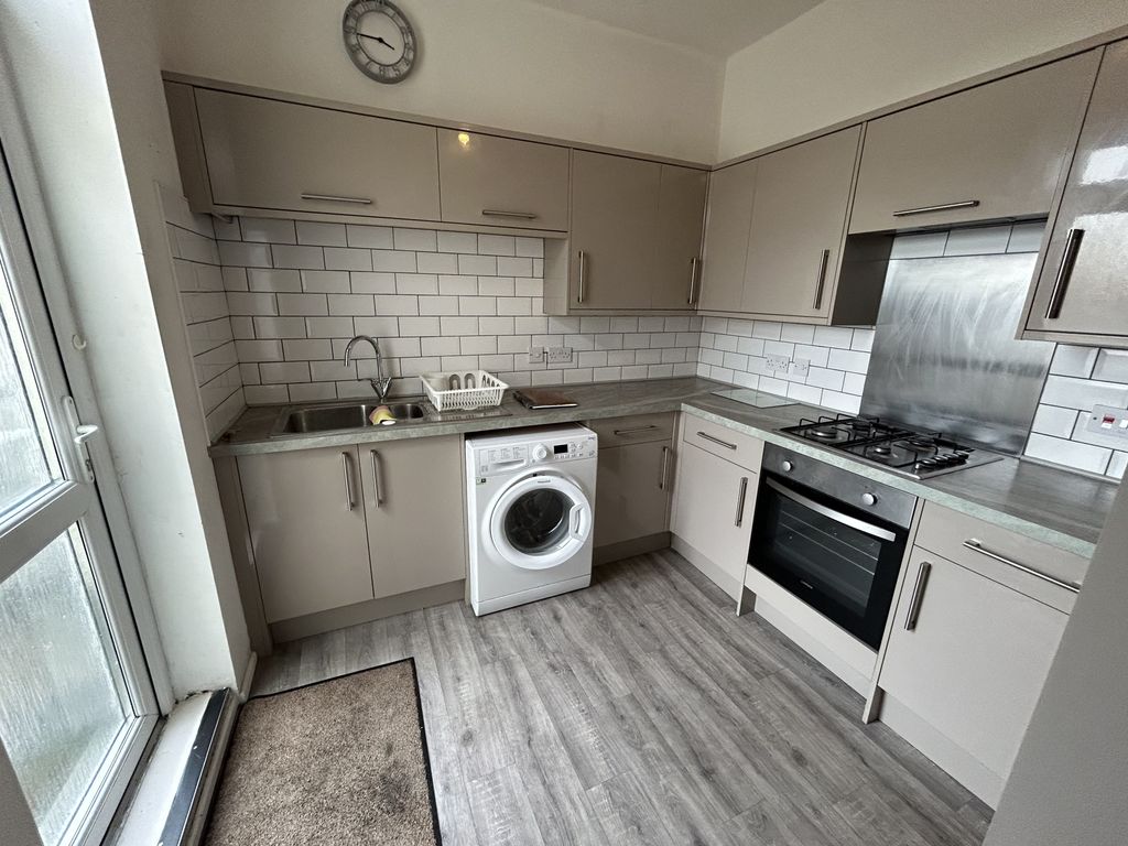 Property photo 1 of 13 Kitchen