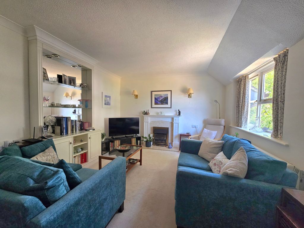 Property photo 2 of 9 MC 20 Living Room