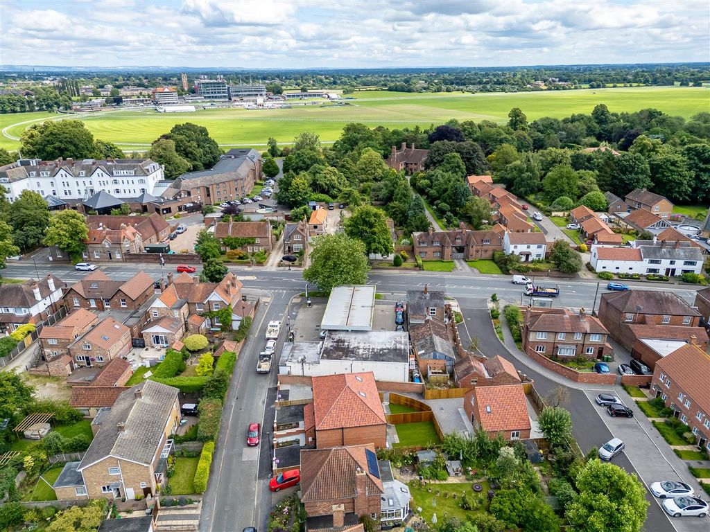 Property photo 1 of 20 Drone