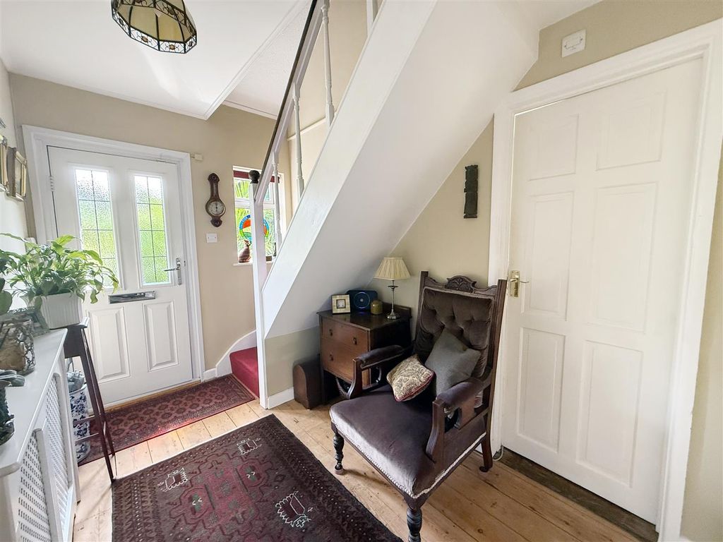 Property photo 2 of 24