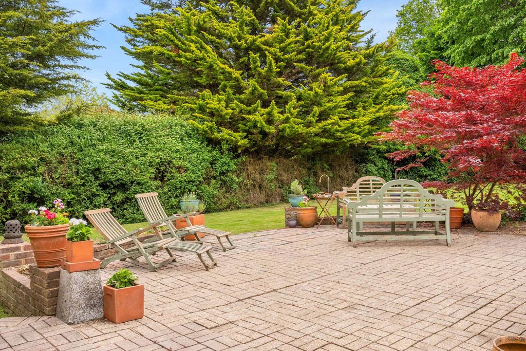 Additional image 57 of 6 bed detached house for saleGreenway, Hutton Mount, Brentwood CM13