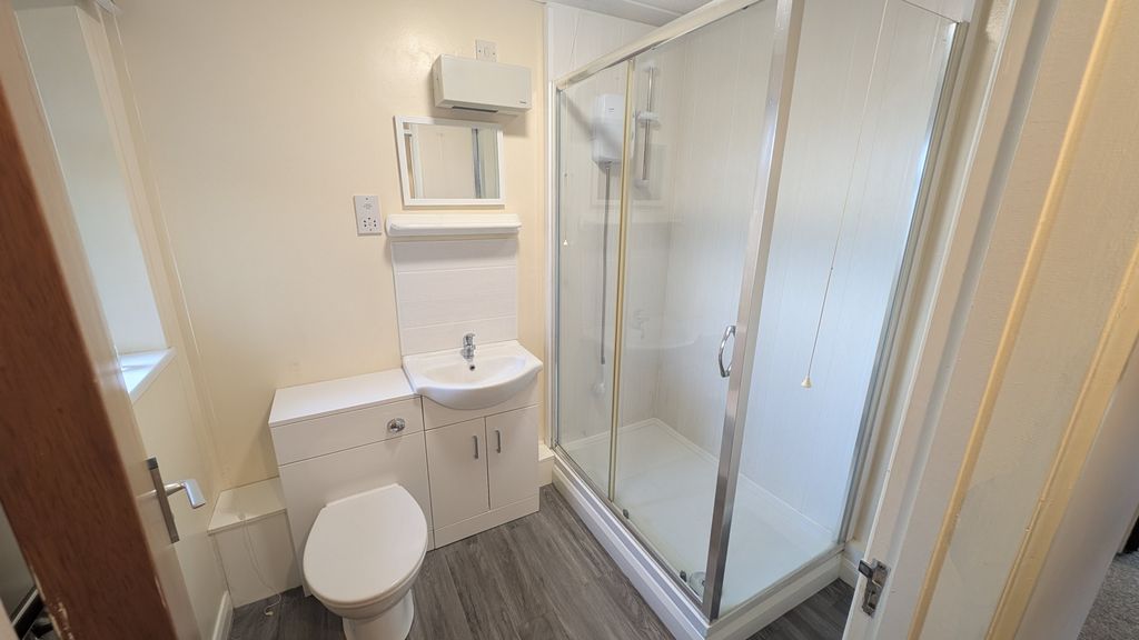 Property photo 3 of 12 Pxl_20260209_105144968