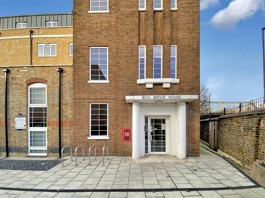 Property photo 2 of 9 Image00004.Jpeg