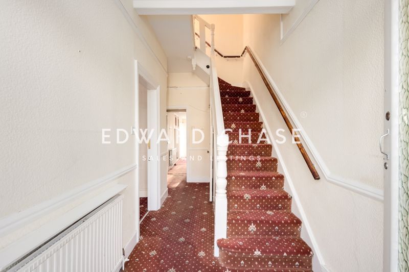 Property photo 2 of 18 Photo 9