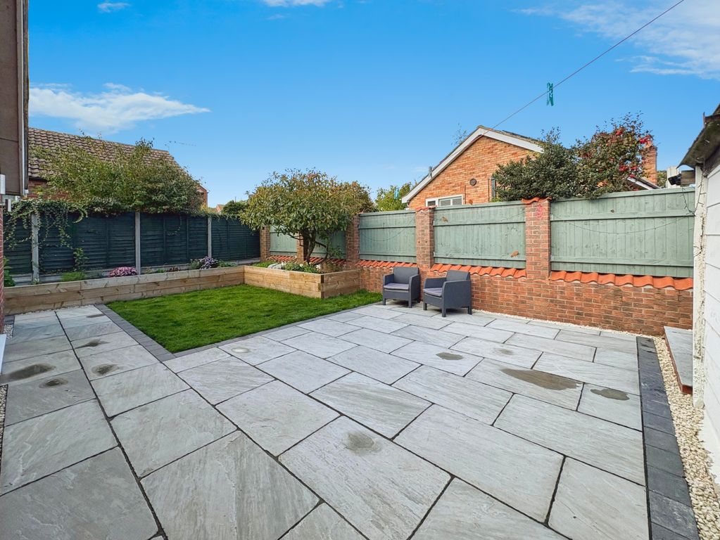 Property photo 2 of 16 06837411-Img_6140