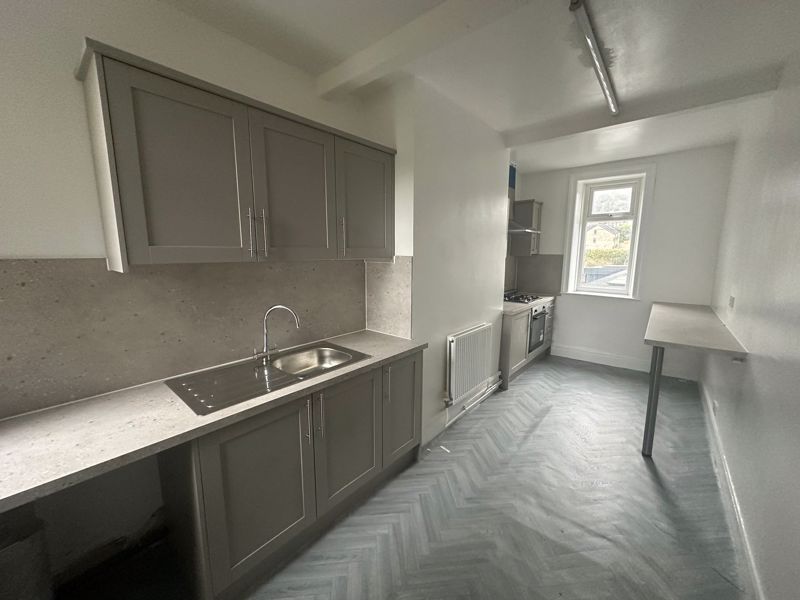 Property photo 2 of 19 Photo 3