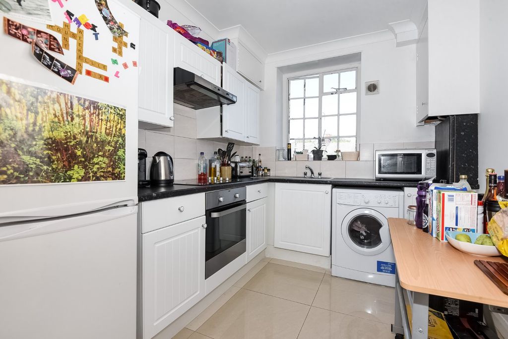 Property photo 3 of 6 Picture No. 05