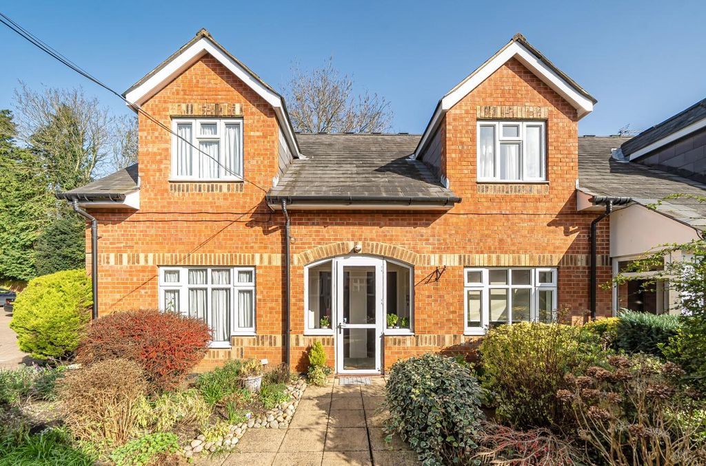 Property photo 1 of 8 Davidson Frost-Wellings, Dfw, Cherchefelle Mews, H