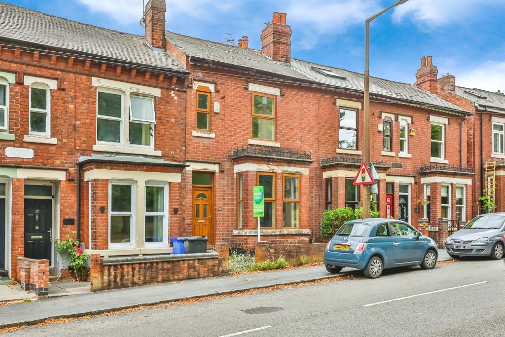 Property photo 1 of 17
