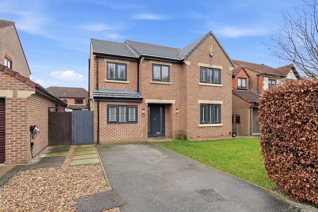 Property photo 1 of 29 Alnessdrive001