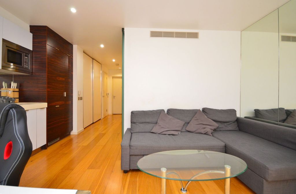Property photo 2 of 10 Gallery