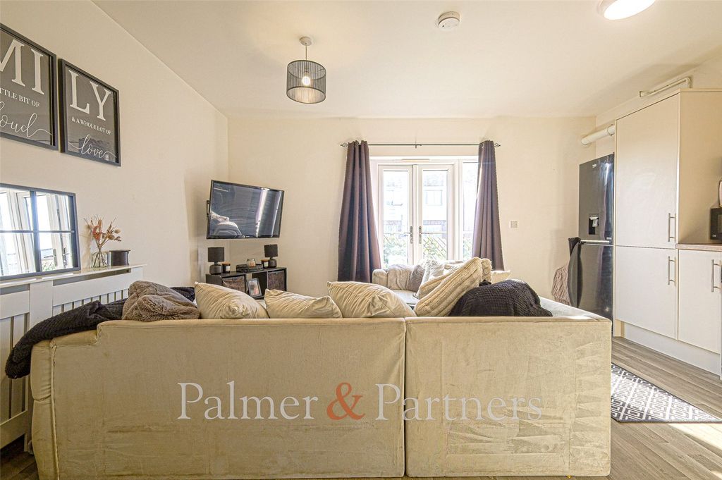 Property photo 3 of 6 Reception Room