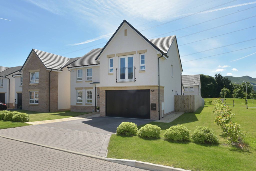 Property photo 1 of 40