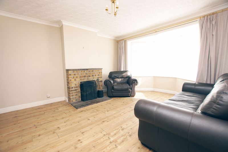 Property photo 2 of 14 Lounge