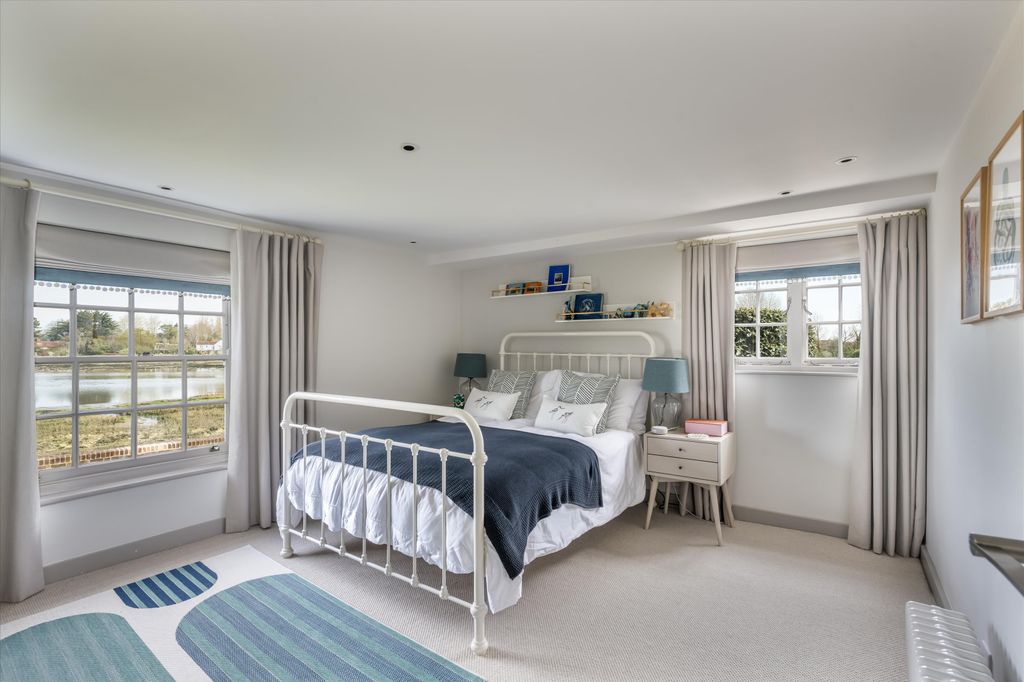 Additional image 18 of 7 bed detached house for saleShore Road, Bosham, Chichester, West Sussex PO18.