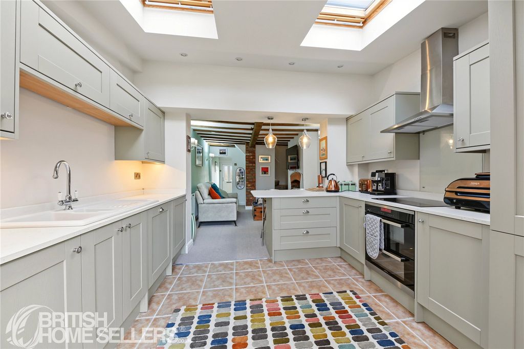 Property photo 3 of 15 Picture No. 06