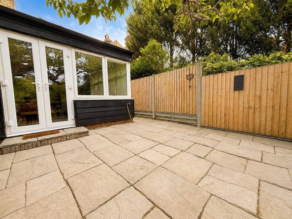 Property photo 2 of 31 28805720-4C46-4Ed4-9D9A-Cf6A5529C7Bf.Png