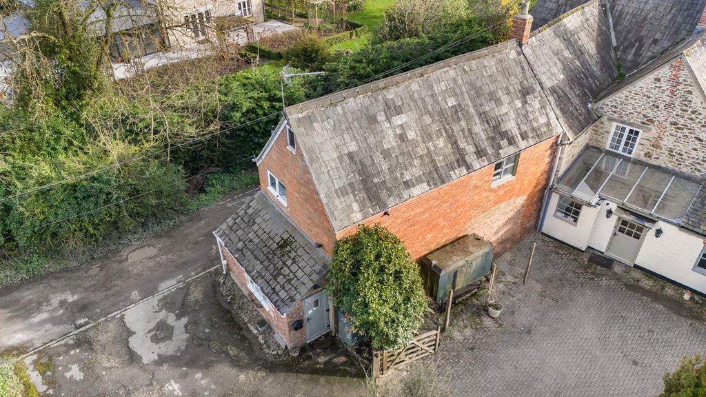 Property photo 3 of 13 Aerial