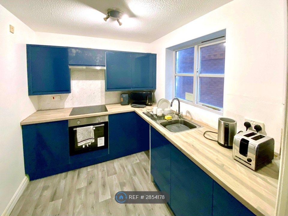 Property photo 1 of 4