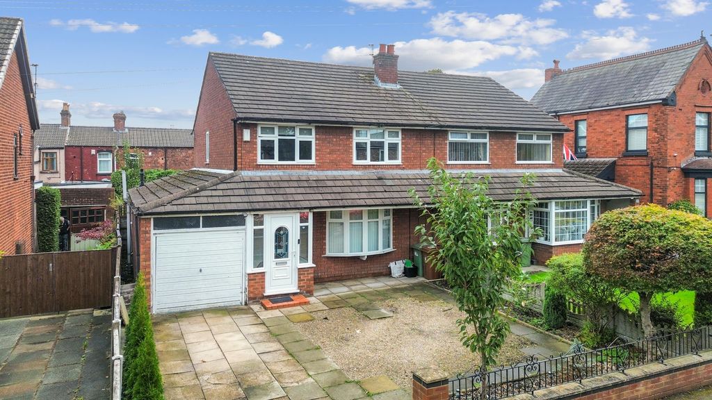 Property photo 1 of 40