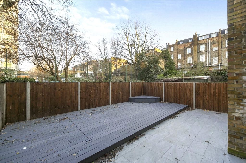 Property photo 3 of 9 Picture No. 05