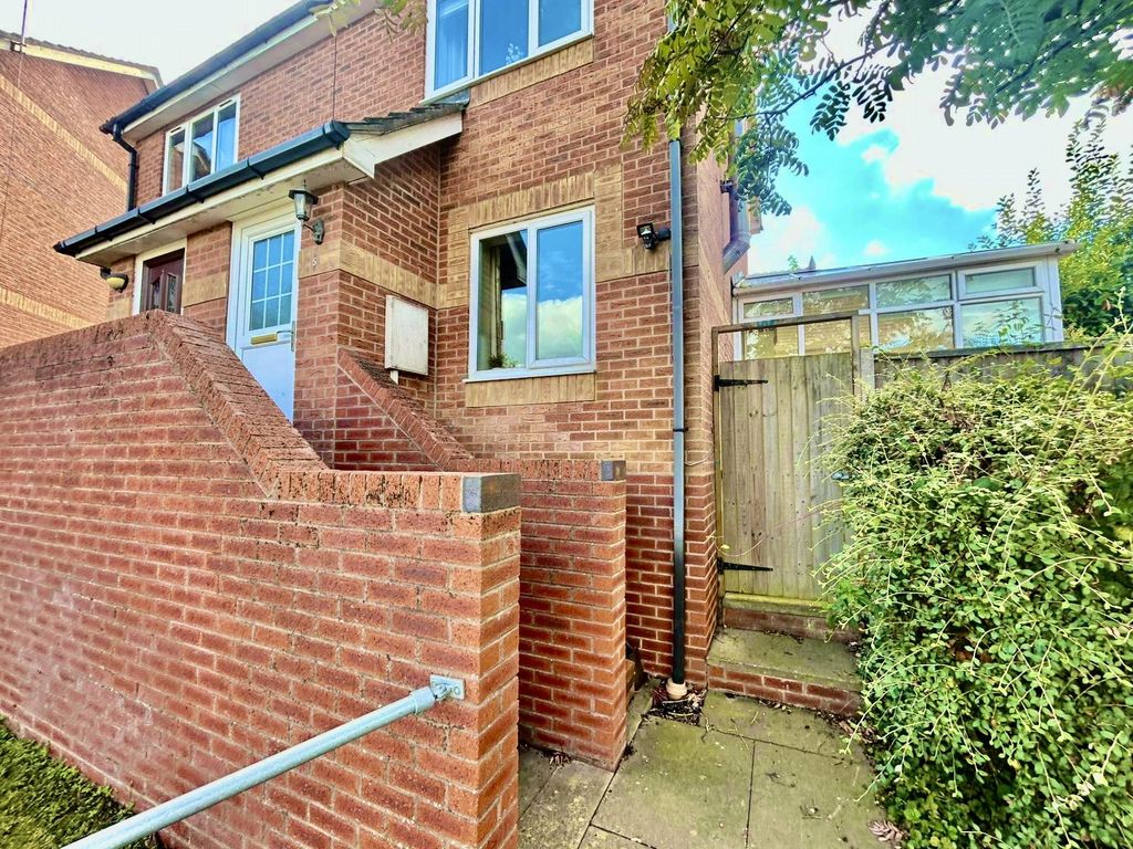 Property photo 1 of 22 Picture No. 23