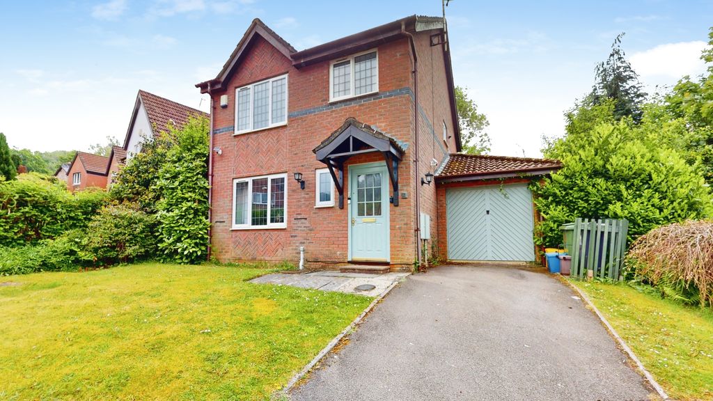 Property photo 1 of 16