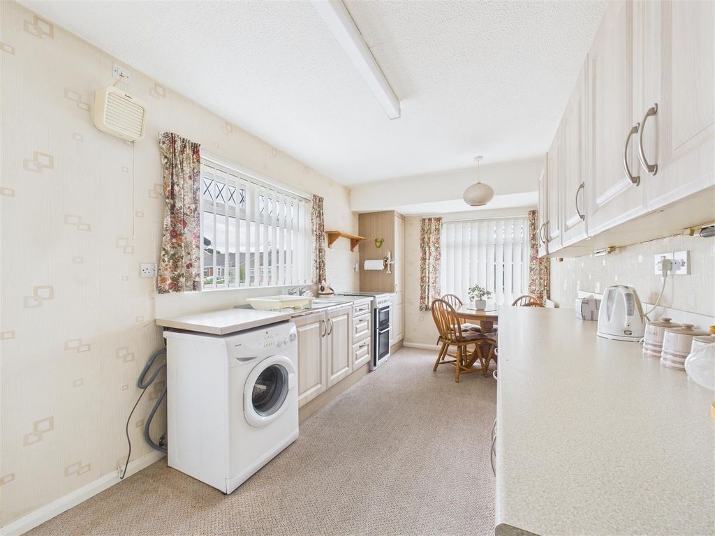 Property photo 3 of 9 Cam05451G0-Pr0048-Still006.Jpg