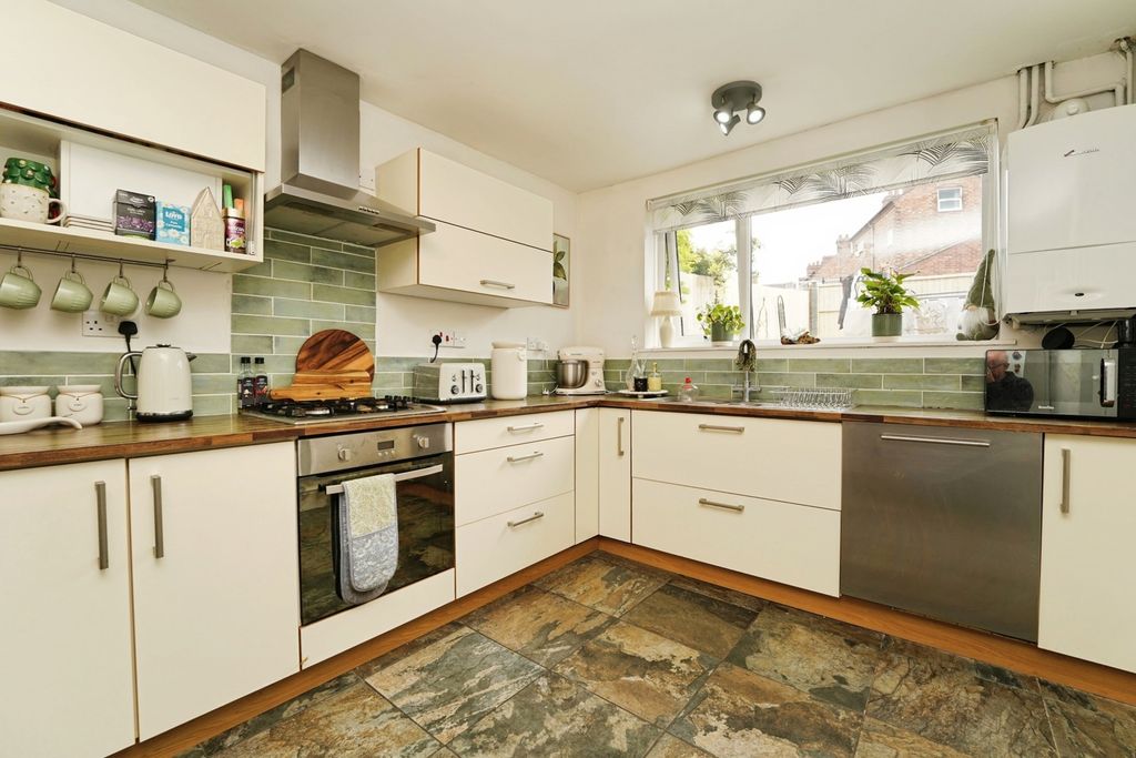 Property photo 2 of 13 Pbox-Img.Jpg