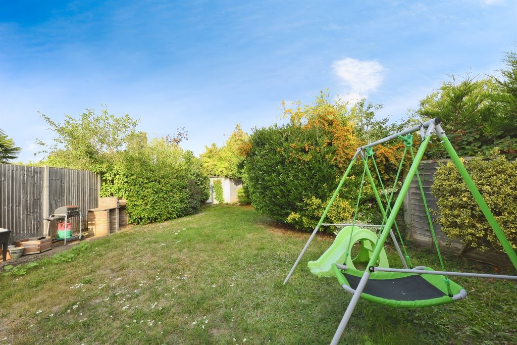Property photo 3 of 16