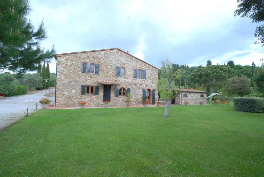 Property photo 1 of 24