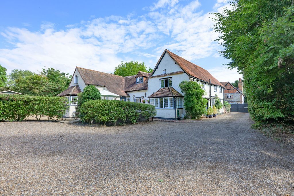 Property photo 1 of 37