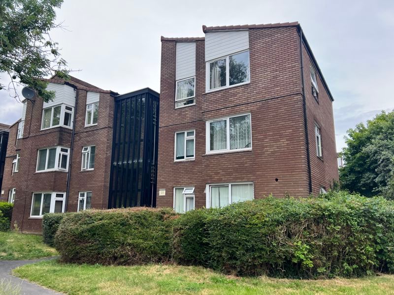 Property photo 1 of 11 Photo 8