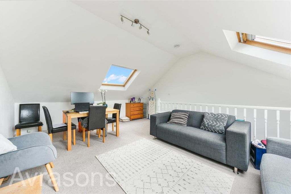 Property photo 1 of 10 Living Room