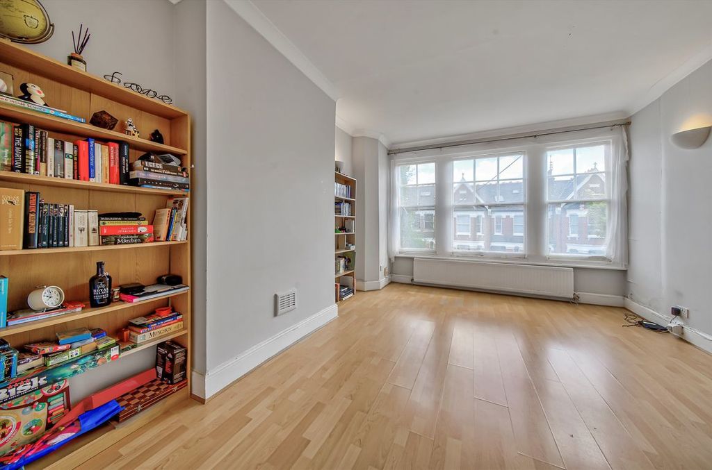 Property photo 2 of 7