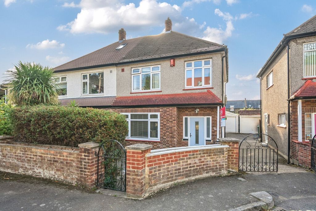 Property photo 1 of 18 Picture No. 23