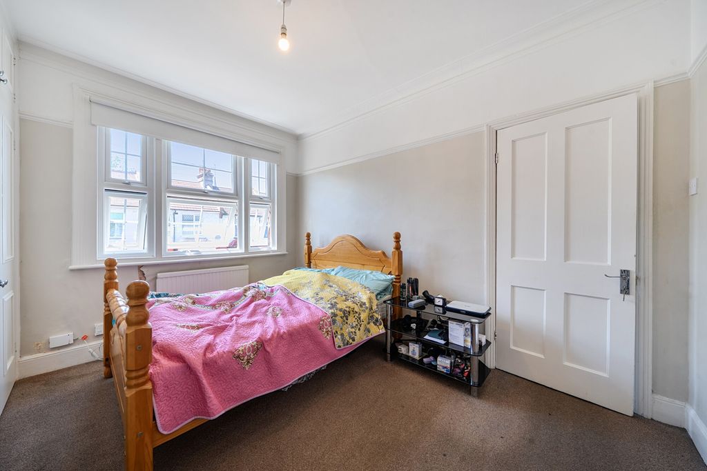 Property photo 3 of 13 1479871-12-6A3932...