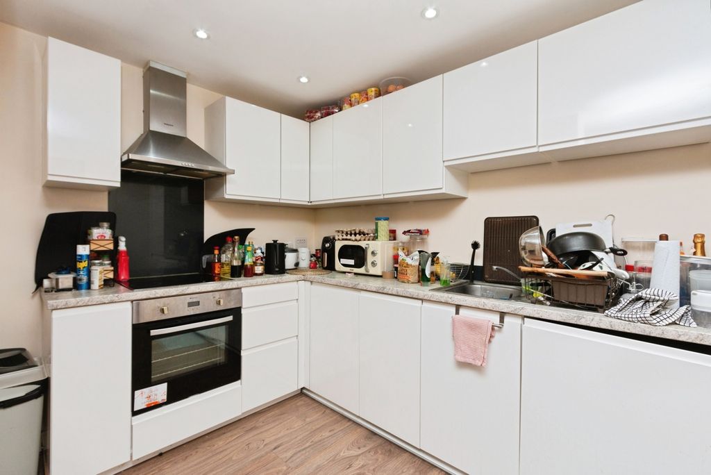 Property photo 2 of 8 Pbox-Img.Jpg