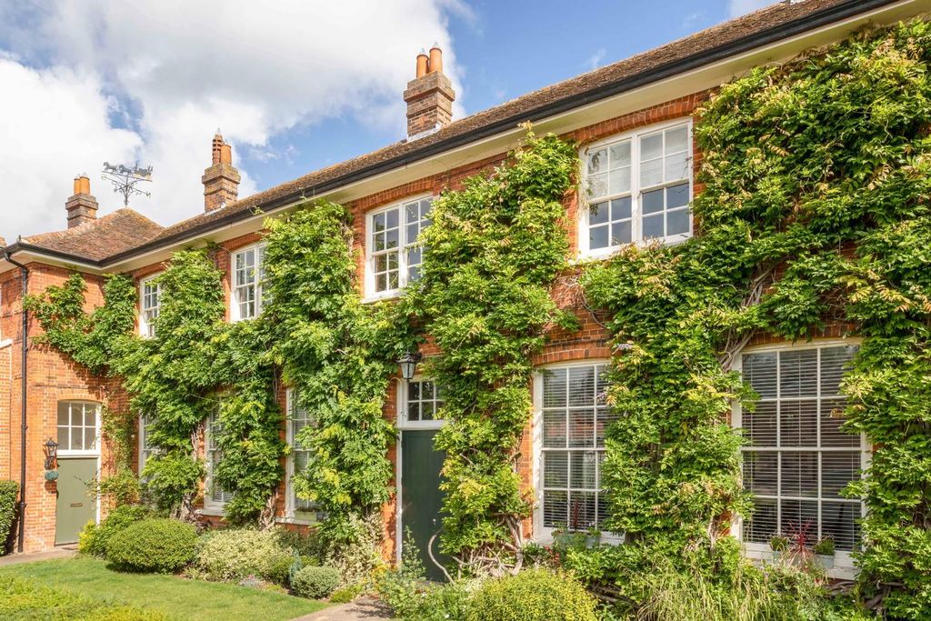 Property photo 1 of 10 Pnk_6330.Jpg