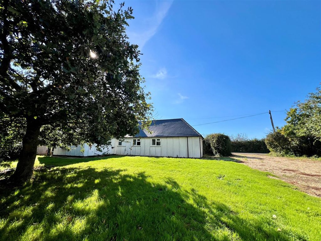 Property photo 1 of 29
