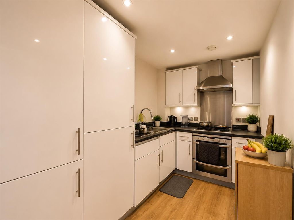 Property photo 3 of 5
