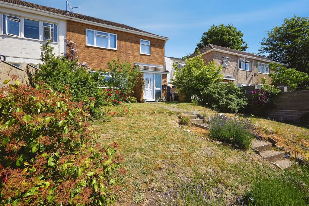 Property photo 1 of 15